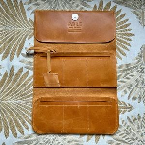 Debre Delux wallet from ABLE in cognac